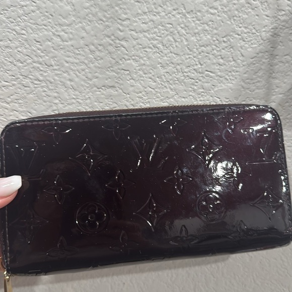 Louis Vuitton Monogram Vernis Wallet - Dark Purple/ Burgundy - Picture 8 of 8